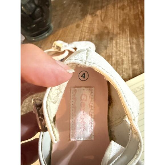 Gerber Y2K Size 4 Toddler Shoes - Picture 5 of 5